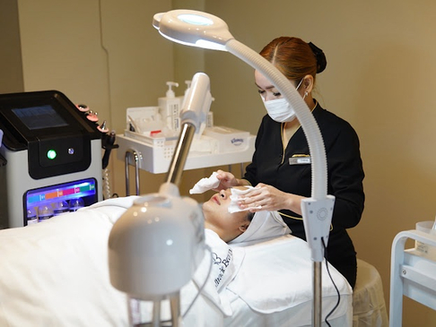 Slider image (5) Miracle Beauty Skin Clinic